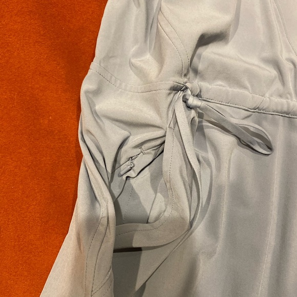 Athleta Marlow romper with packets in baby blue color size XS - Picture 8 of 15